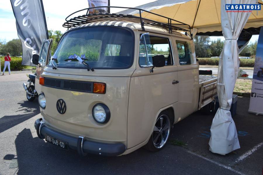 Cap d'Agde - Premieres photos : Une nuée de coccinelles pour le Rassemblement VW COX TOUJOURS