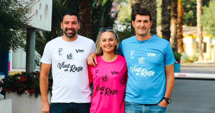 Vias - La remise officielle des t-shirts de Vias en Rose.
