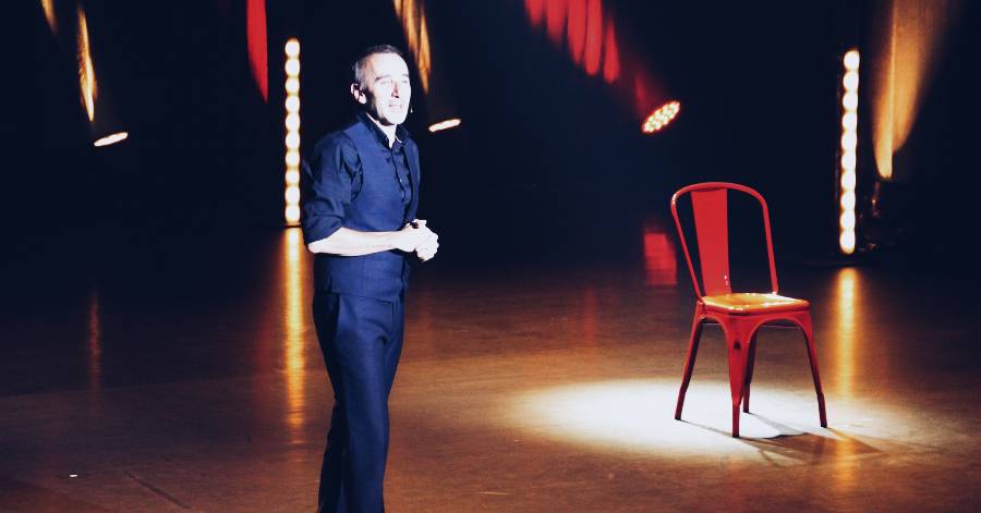 Vias - Elie Semoun fait salle comble au Théâtre de l'Ardaillon de Vias