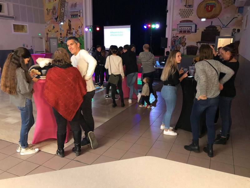 Bessan - Le comité des fêtes innove et fait chanter les Bessanais lors d'une soirée karaoké