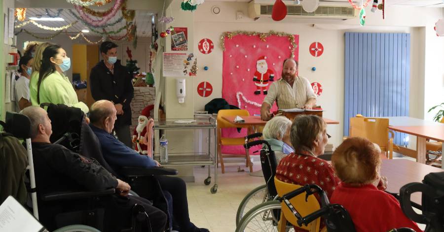 Pézenas - Le Noël des seniors s'invite à l'Hôpital local
