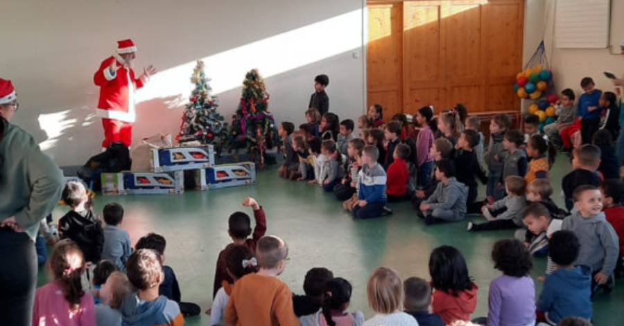 Montagnac - Noël à l'École Maternelle Publique Jules Ferry