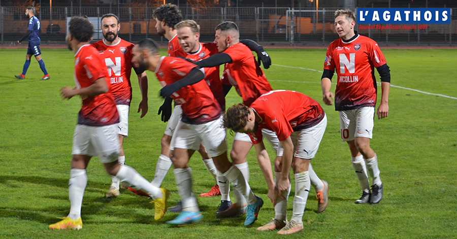 Football Agde - Le RCOA gagne 3 à 1 contre Bagnols ! Le regard tourné vers la suite !