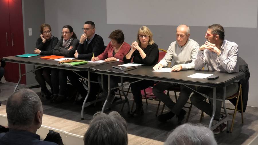Bessan - Affluence record pour la Tuque Endiablée et le jumelage avec Bessans en Savoie