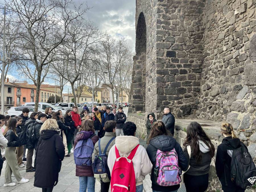 Agde - Des lycéens Espagnols à Agde pour une visite du cœur historique