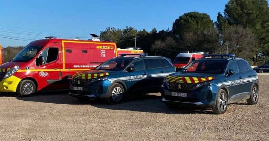 Pézenas - A75 - Simulation d'un grave accident entre un car et une voiture