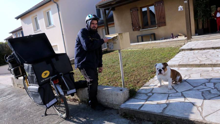 Bessan - Les services de la Poste sensibilisent les habitants aux risques canins des facteurs