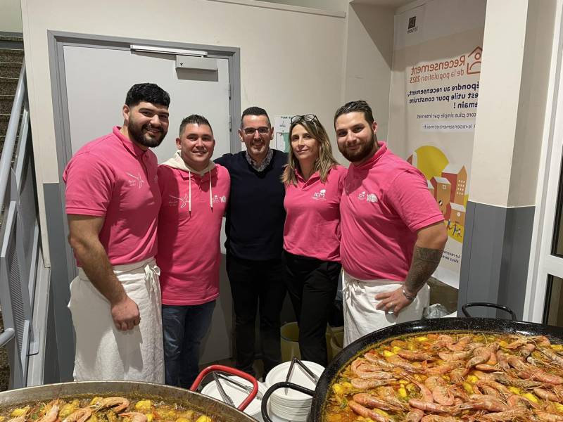 Bessan - Salle des fêtes comble pour la soirée espagnole en soutien à la lutte contre le cancer