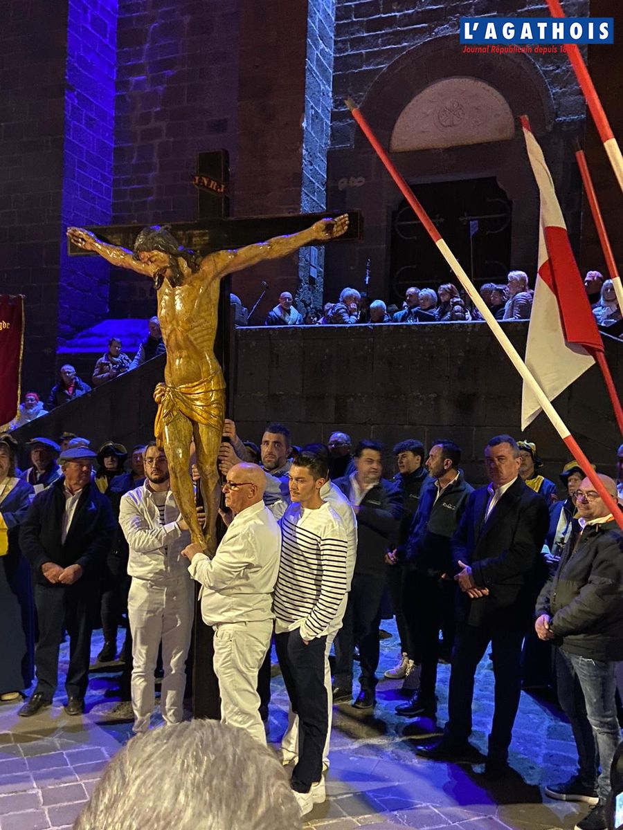 Agde - De nombreux fidèles réunis à la procession du Saint-Christ à Agde
