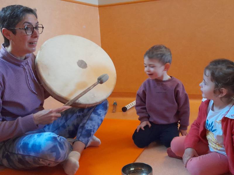 Bessan - Le yoga au service du bien-être des enfants avec l'association Yoga Luna Teo