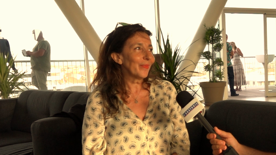 Cap d'Agde - Entretien avec Alix Bénézech, actrice aux côtés de Tom Cruise !
