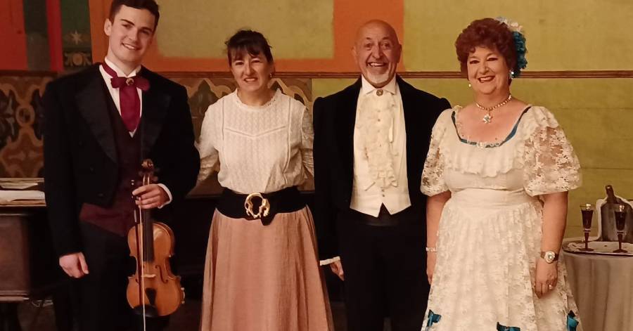Agde - Agde Belle Époque présent à l'inauguration du château Laurens