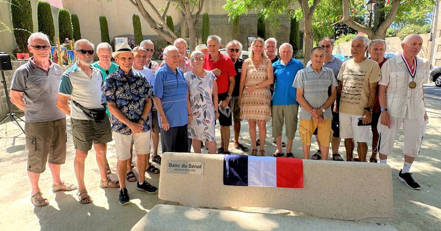 Portiragnes - Le banc du Sénat a été inauguré à Portiragnes