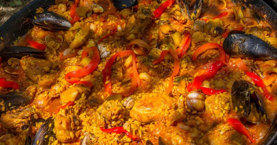 Agde - Un repas pour votre travail ou votre famille ? Pensez à une paëlla maison !