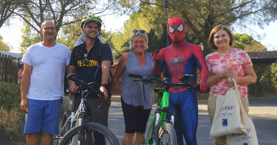 Pézenas - Spider Muco a fait étape à Pézenas !