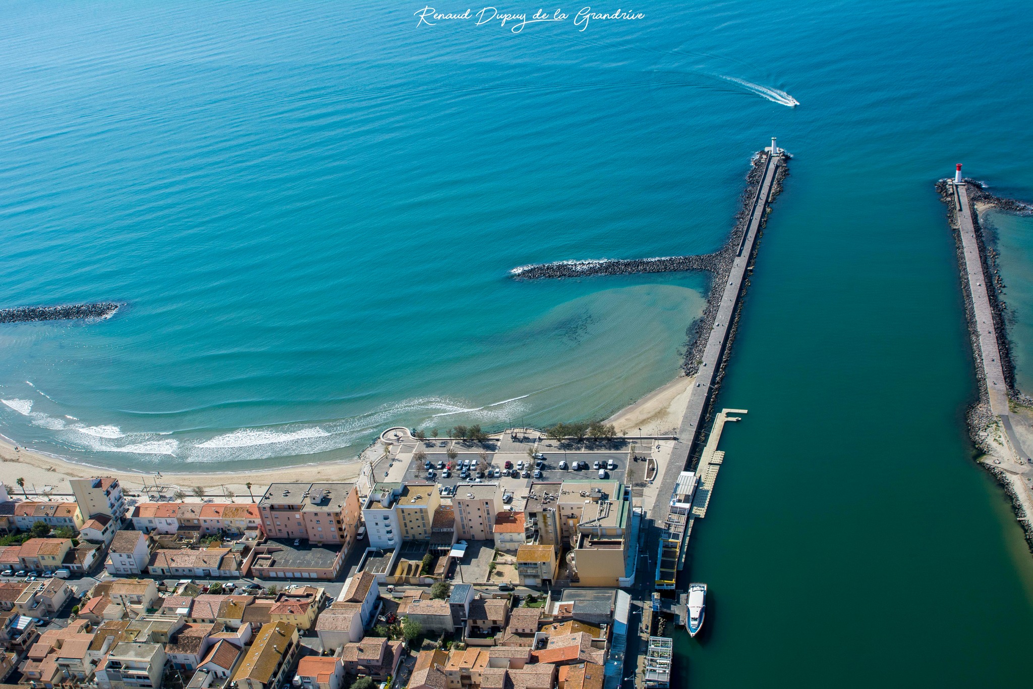 Grau d'Agde - Atténuateur de houle Pegase : la plage du Grau d'Agde mieux protégée