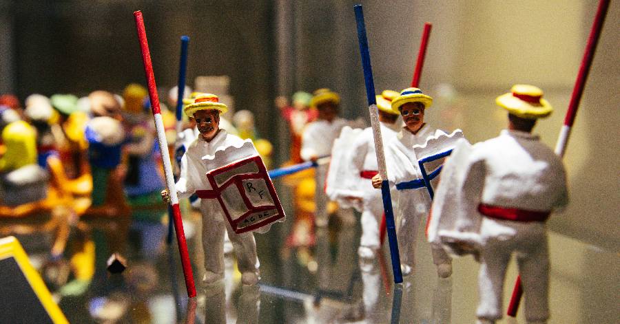 Agde - Présentation des santons Agathois au Musée Agathois Jules Baudou