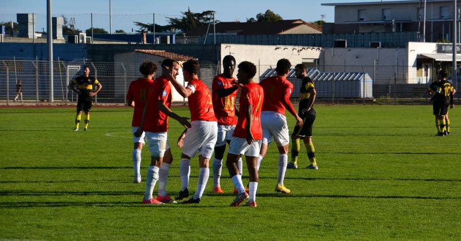 Football Agde - Le RCO Agde fait vibrer le stade de Sanguin en s'imposant face à Ardziv !