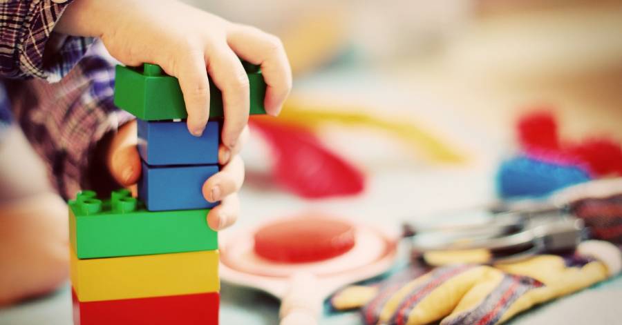 Vias - Vias organise une bourse aux jouets : dimanche 26 novembre