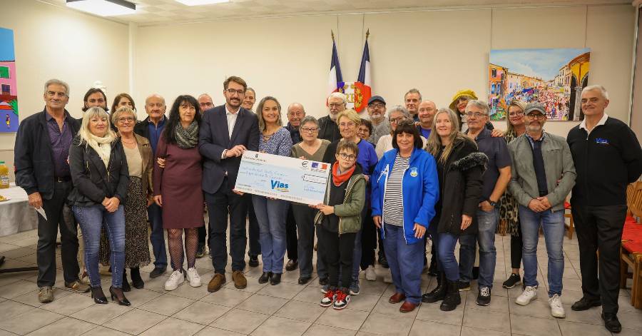 Vias - 7800€ récoltés au bénéfice de la Ligue contre le Cancer
