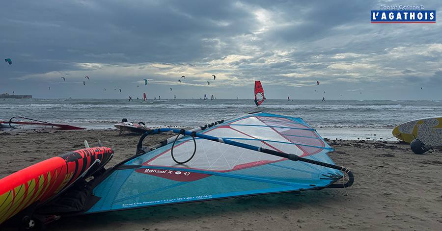 Cap d'Agde - Journée de kitesurf réussie devant le centre nautique