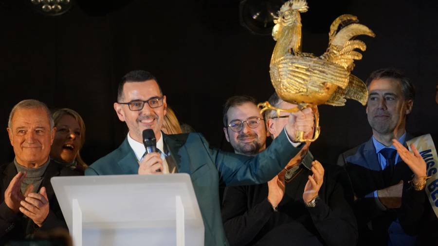 Bessan - « Belles fêtes de Noël en attendant une année 2025 à la fois sereine et active ! »
