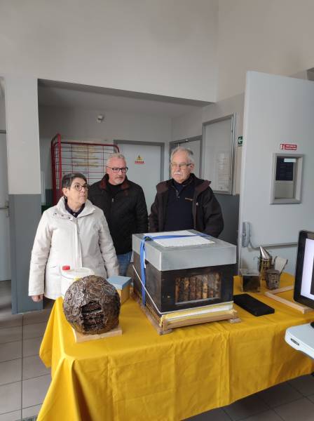 Bessan - Les abeilles ont été les véritables reines des récentes floralies bessanaises